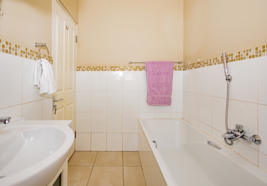 2 Bedroom Property for Sale in Durbanville Western Cape